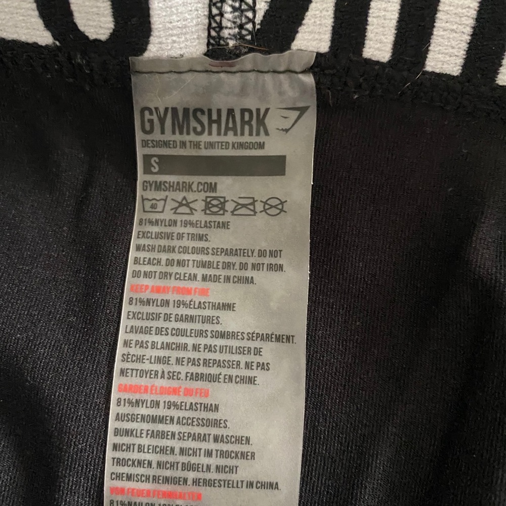 Gymshark Capri  leggings (NWOT) - Picture 7 of 8